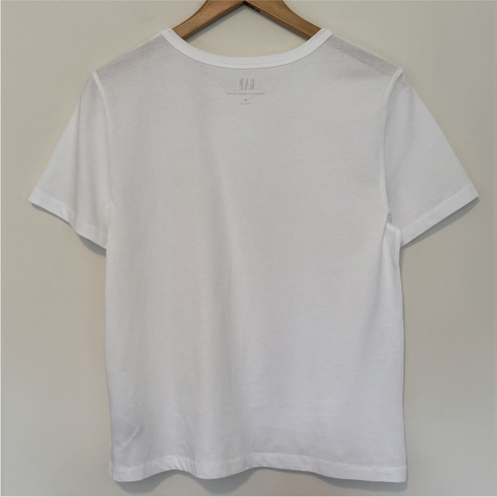 GAP White Short Sleeve Tee